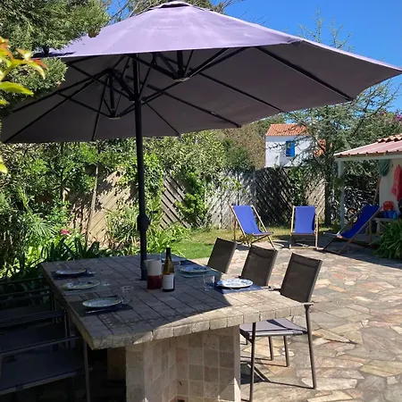 Casa de Férias Grande Maison De Avec Piscine