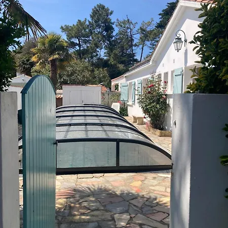 Casa de Férias Grande Maison De Avec Piscine
